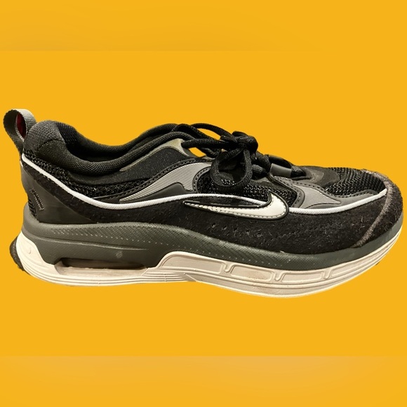 Nike Air Max Bliss Sneakers - Women’s Size 8 (Black, White, Gray)​ - Picture 2 of 6
